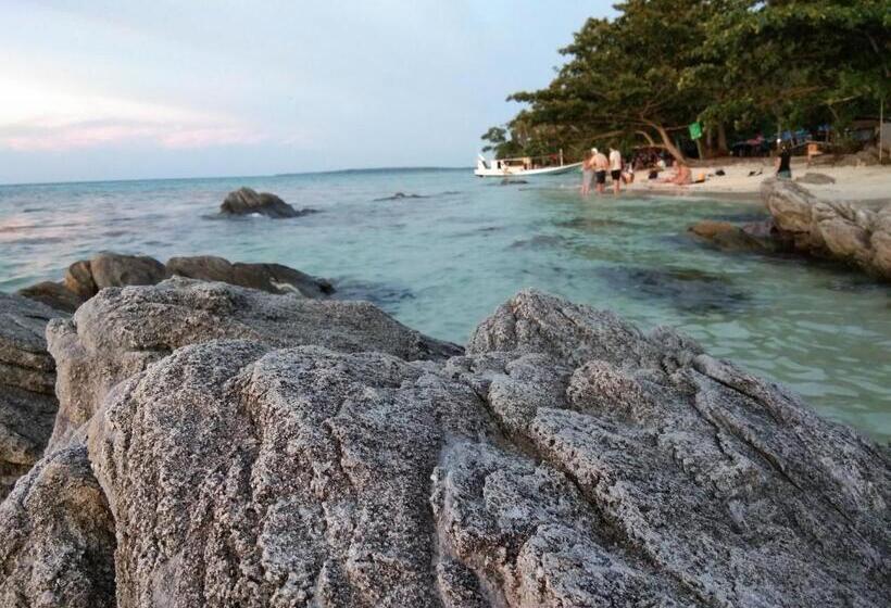 Szálloda Latansa Inn