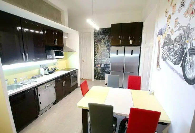 ペンション Gellerico Rooms At Horánszky Street