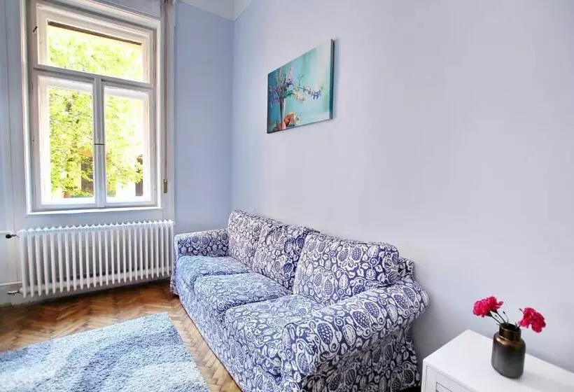 ペンション Gellerico Rooms At Horánszky Street