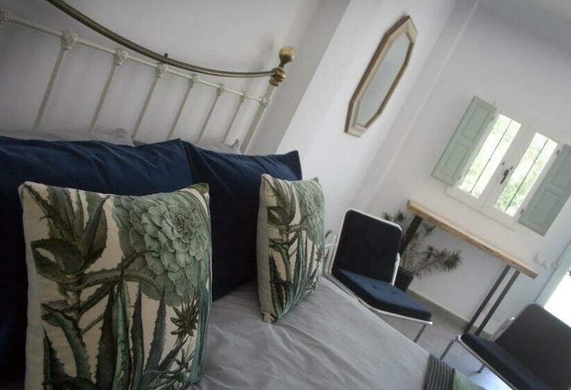 פנסיון La Pluma