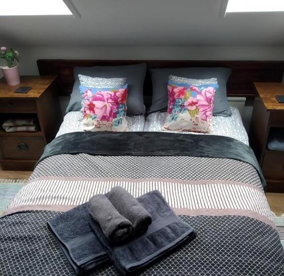 بنسيون Rozmaring Vendégház