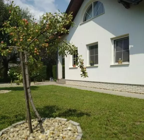 Majatalo Rozmaring Vendégház