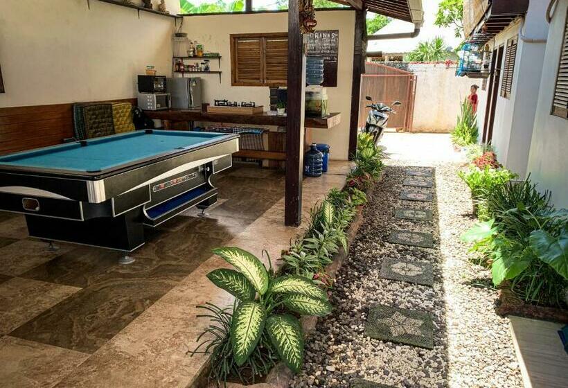 הוסטל Capung Guesthouse