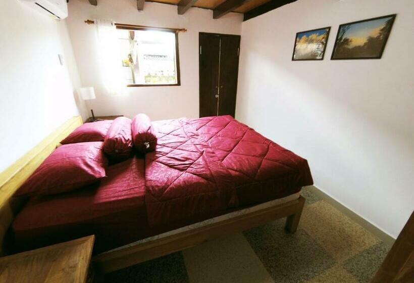 הוסטל Capung Guesthouse