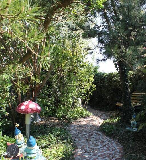 B&b Elbahof, Goed En Goedkoop!