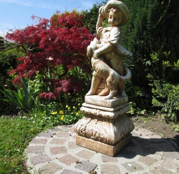 B&b Elbahof, Goed En Goedkoop!