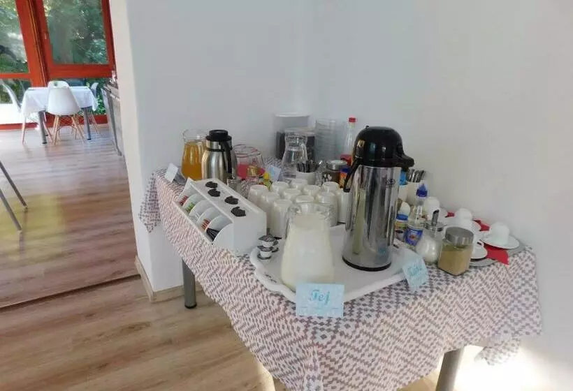 Aamiaismajoitus (B&B) Diana Panzió