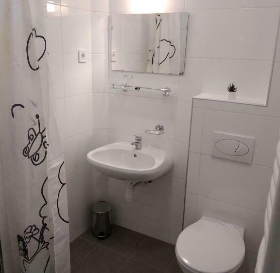 Bed and Breakfast Diana Panzió