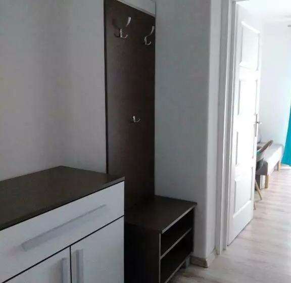 Aamiaismajoitus (B&B) Diana Panzió