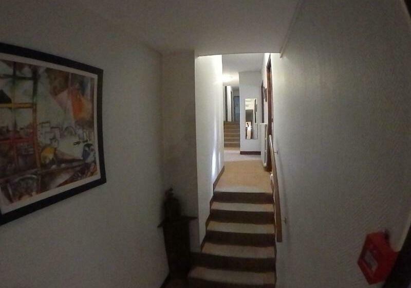 مبيت وإفطار Le Cantegrel