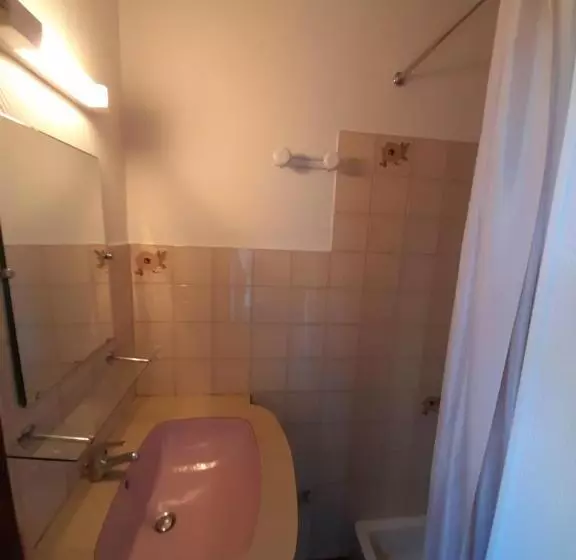 ベッドアンドブレックファースト Le Cantegrel