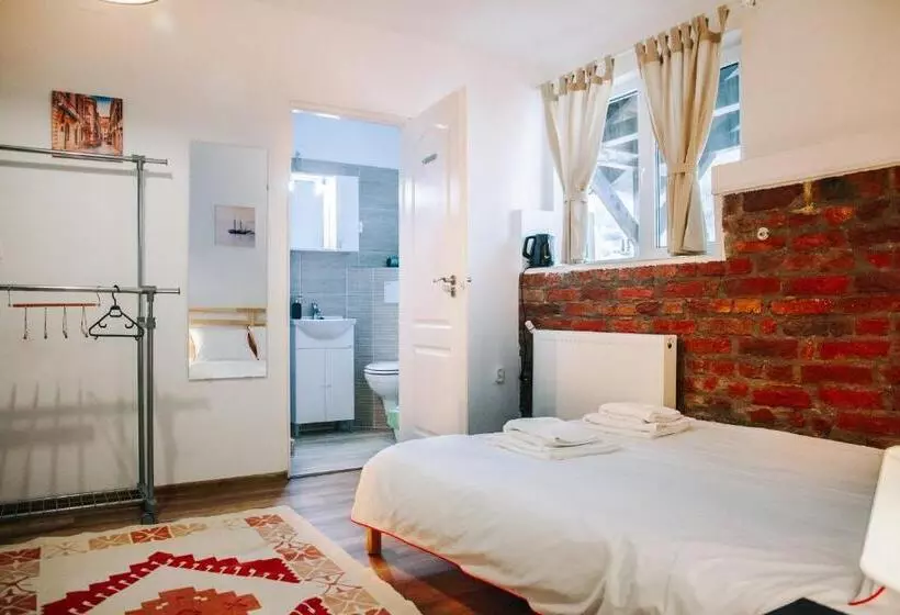 ペンション Kali Host Home Away From Home