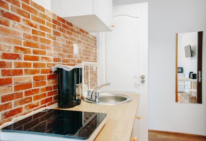 ペンション Kali Host Home Away From Home