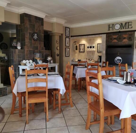 Пансион Klyne Jiweel Guesthouse