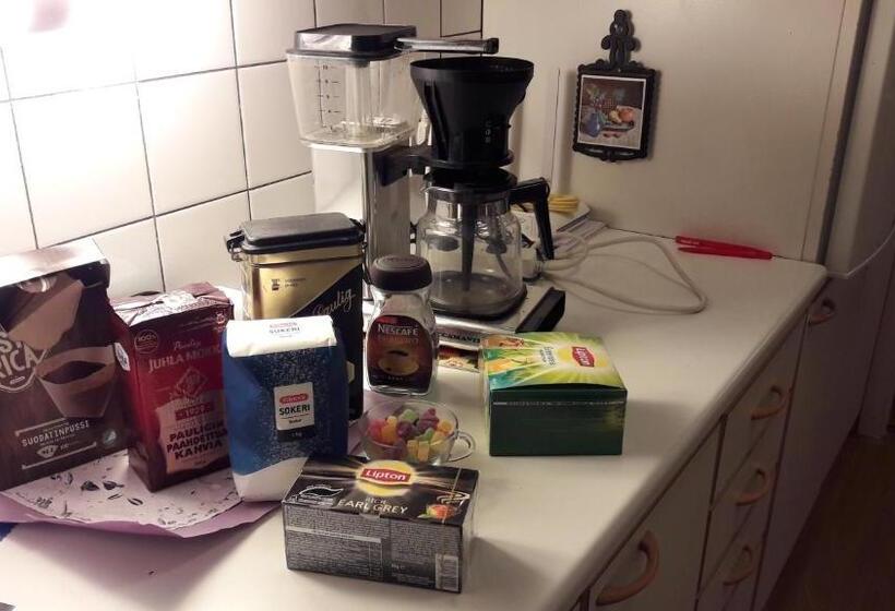 پانسیون Nipu  Beside City Center, Bus And Train Station