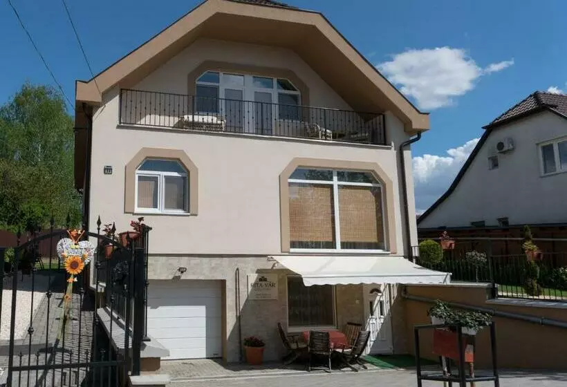 Rita Vár Szálláshely