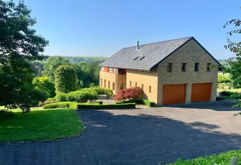 Aamiaismajoitus (B&B) L Impasse De Lincé