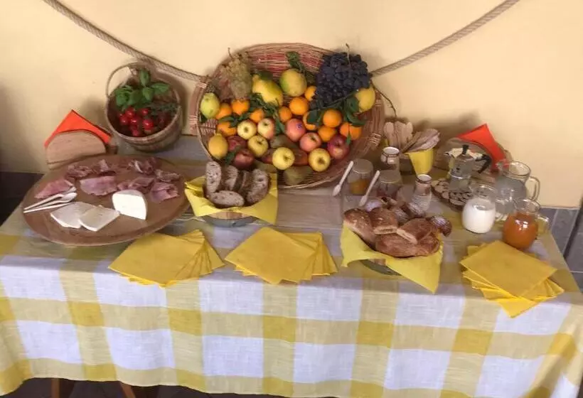 تختخواب و صبحانه La Cantina Dello Sgatto