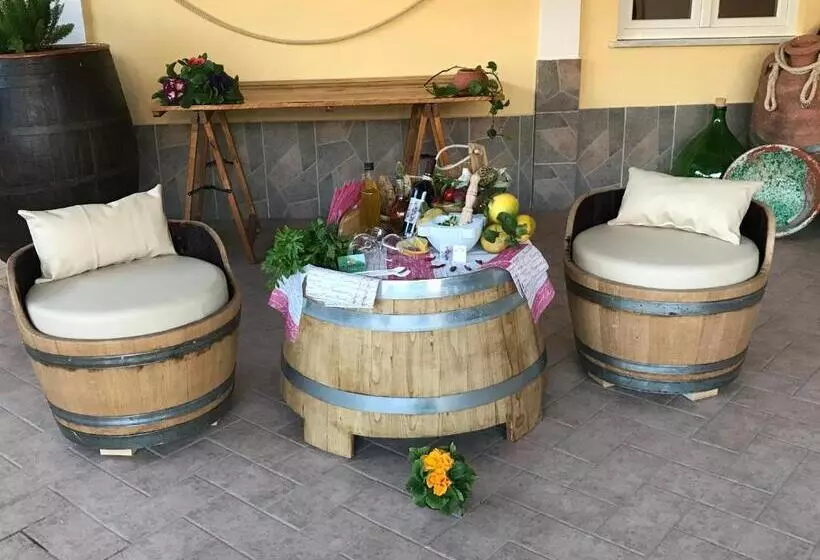 تختخواب و صبحانه La Cantina Dello Sgatto
