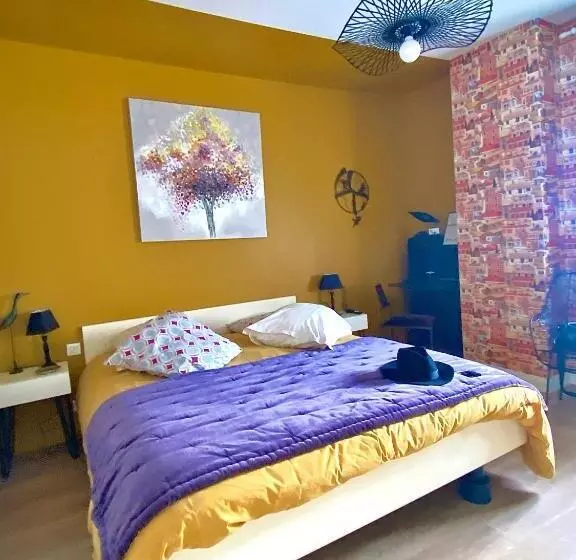 Aamiaismajoitus (B&B) Suite En Terrasse à Cognac