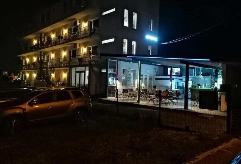 Hotel Autentic Boutikue