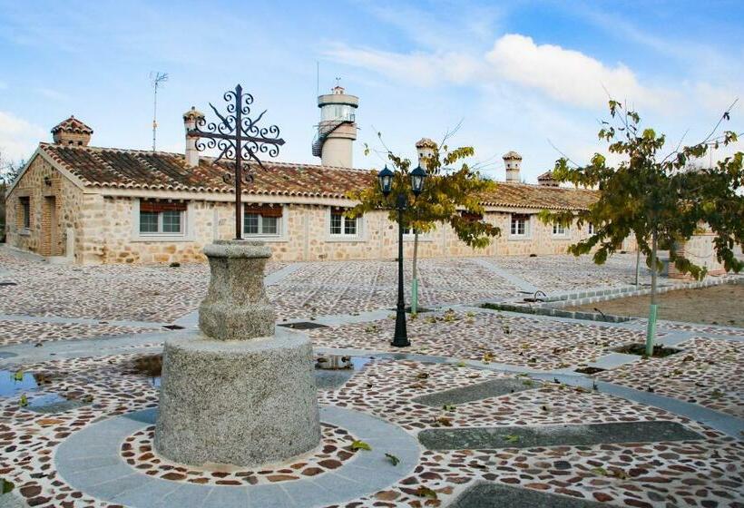 Отель Casas Rurales Puente Romano