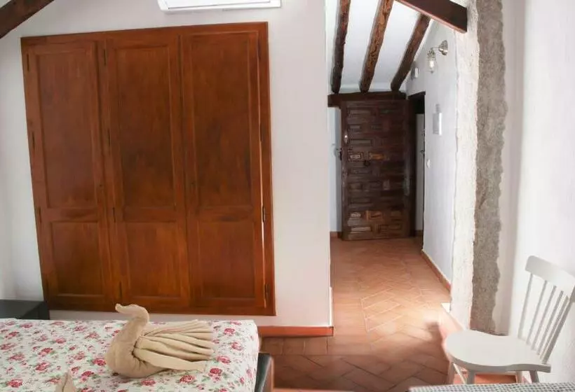 ホテル Casas Rurales Puente Romano