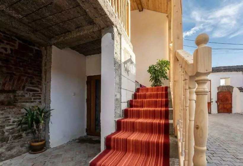 Majatalo Casa Brutarului Crit