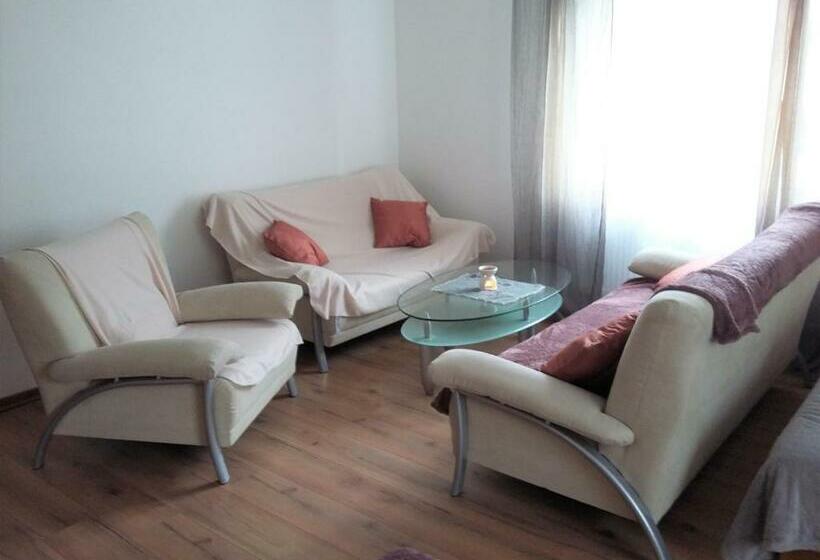 بنسيون Penzion Smrekovica