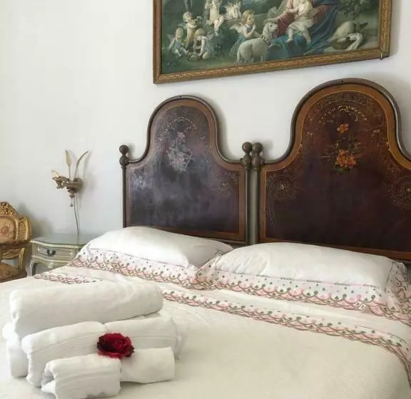 پانسیون Suite 120