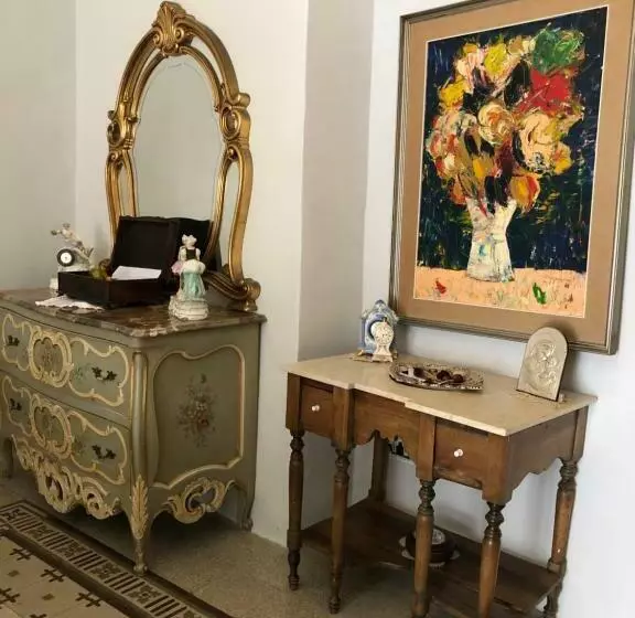 پانسیون Suite 120