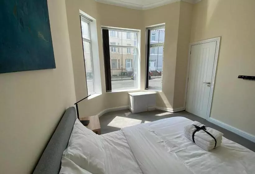 Redcar Seaview Apartments