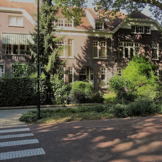 Bed and Breakfast Boutiquehotel Sycamore Protected City View Free Parking