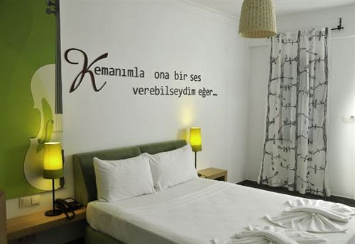 Club Cherry Hotel Family Suites 