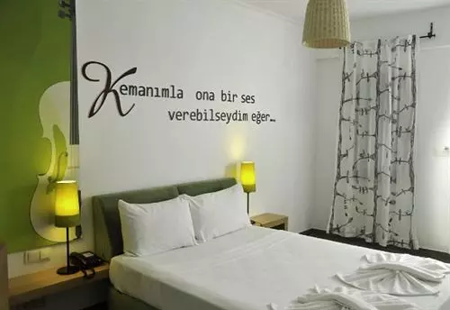 Club Cherry Hotel Family Suites 