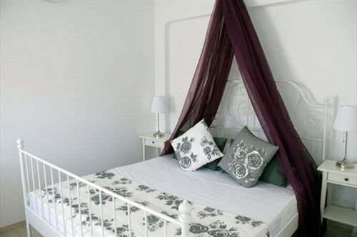 Club Cherry Hotel Family Suites 