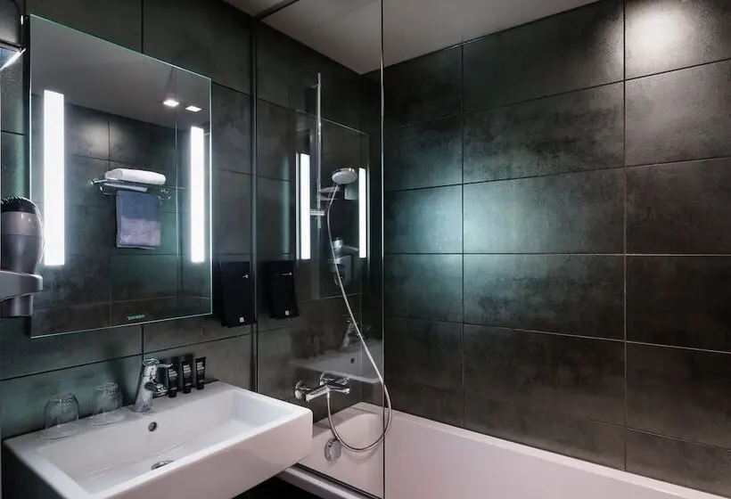 Home Hotel Folketeateret