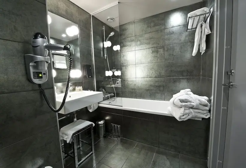 Home Hotel Folketeateret