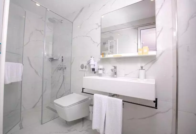 Ascot Hotel Büyükada