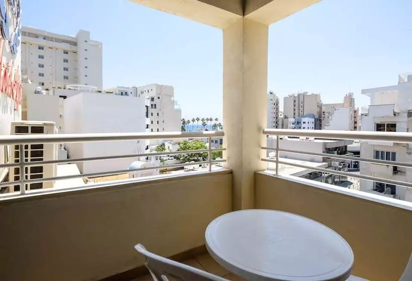 Atrium Zenon Hotel Apartments