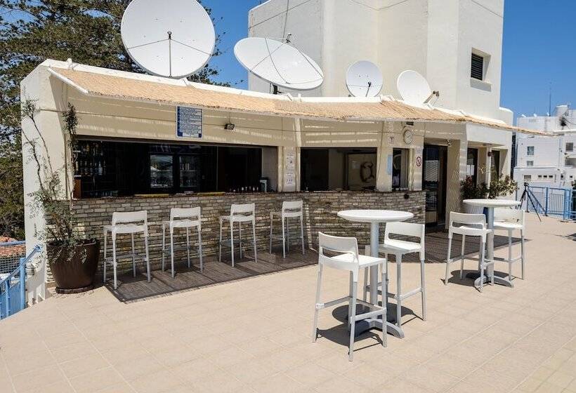 Atrium Zenon Hotel Apartments