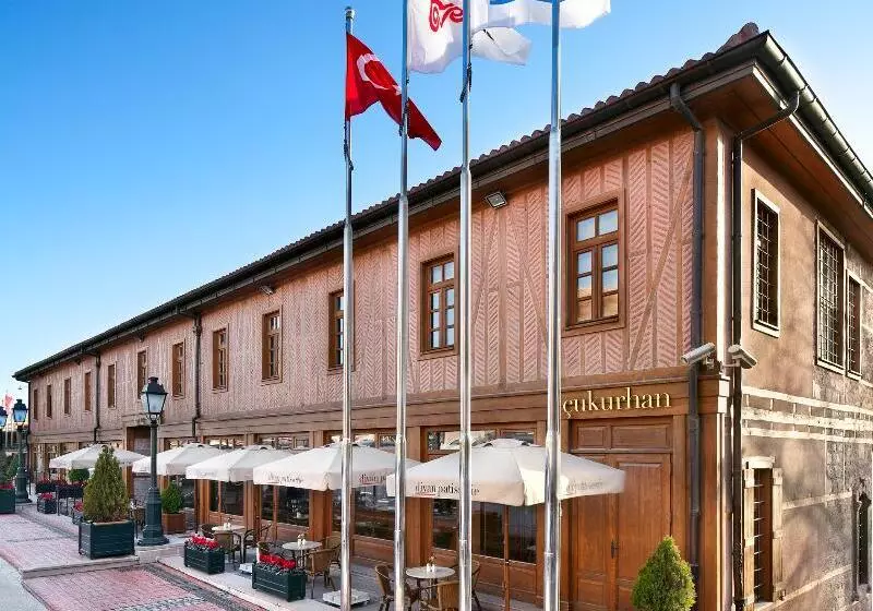 هتل Divan Cukurhan