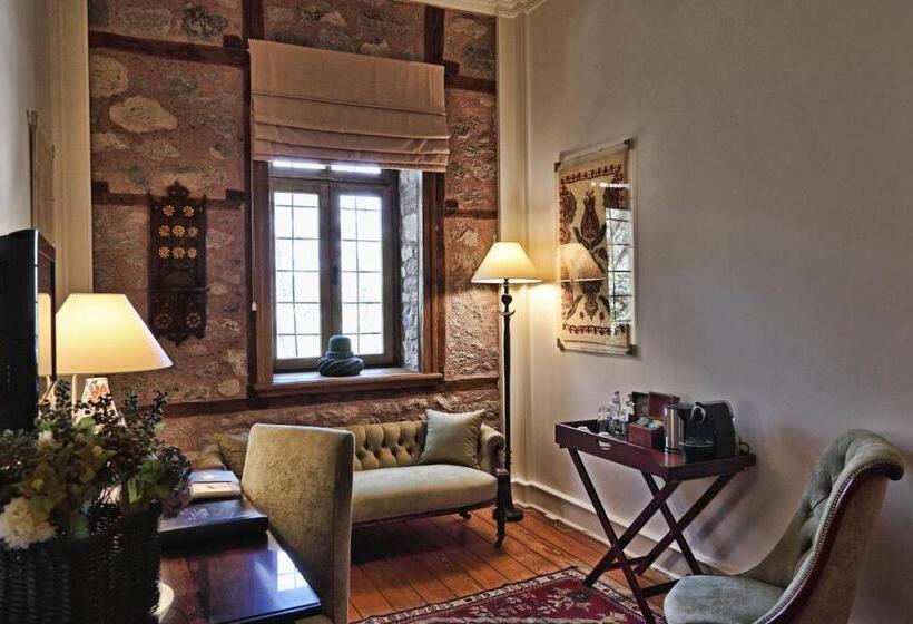 هتل Divan Cukurhan