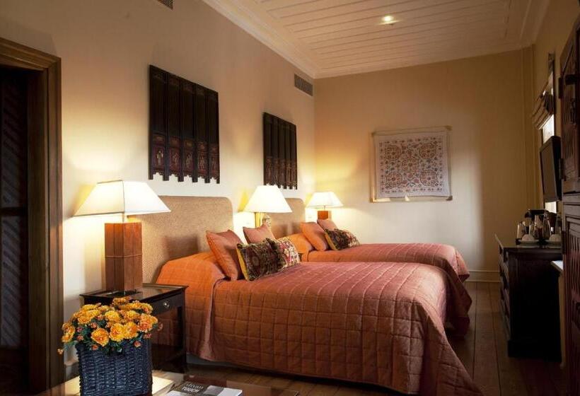 هتل Divan Cukurhan