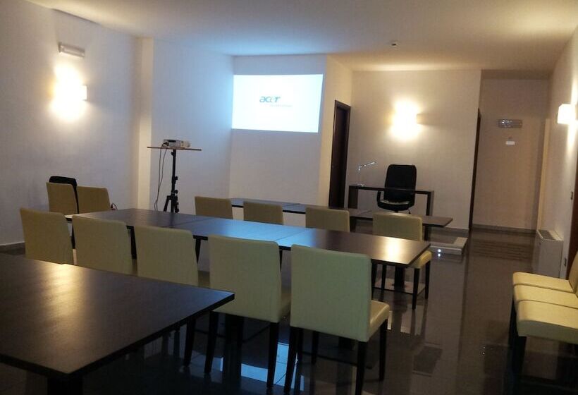 בית מלון כפרי Due Colonne