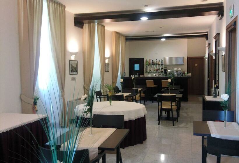 בית מלון כפרי Due Colonne