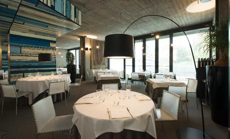 فندق Duparc Contemporary Suites