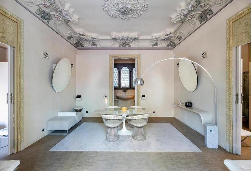 هتل El Palauet Royal Suites