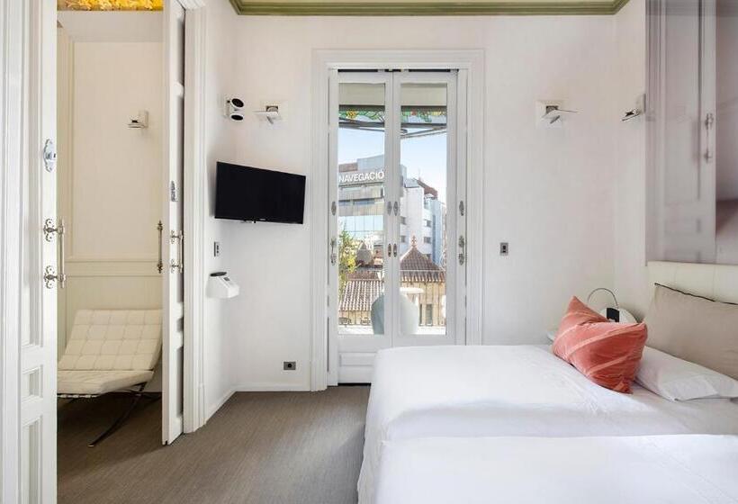 هتل El Palauet Royal Suites