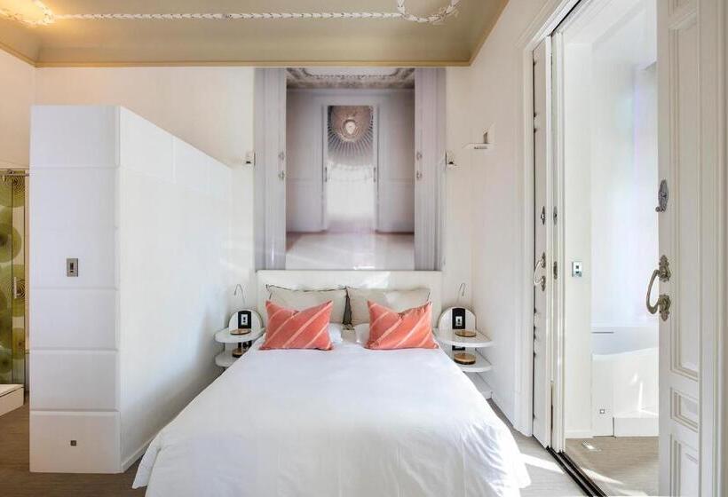 هتل El Palauet Royal Suites